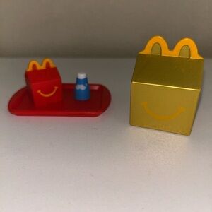 Kids Happy Meal Playset Toy - Gold and Red